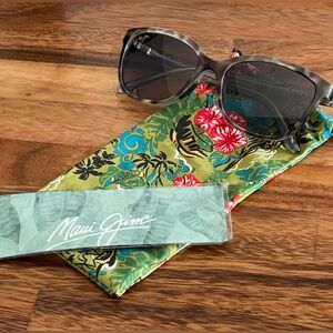Maui Jim Honi MJ758 Sunglasses Gray Tortoise Polarized Cat Eye w Case